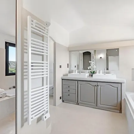 Villa Luxueuse Vue Vignes Avec Piscine Et Terrain De Petanque